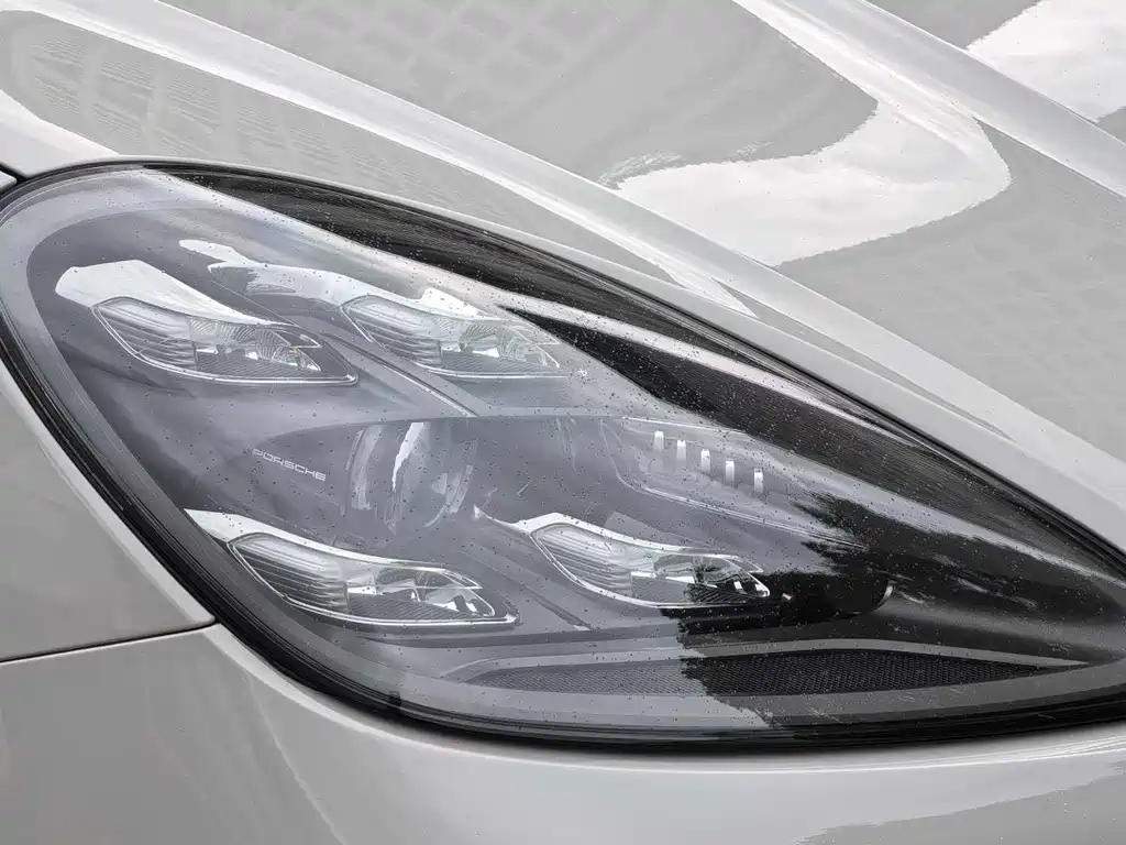 Porsche Cayenne 2020 — фото 9