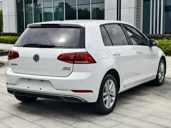Volkswagen Golf 2020