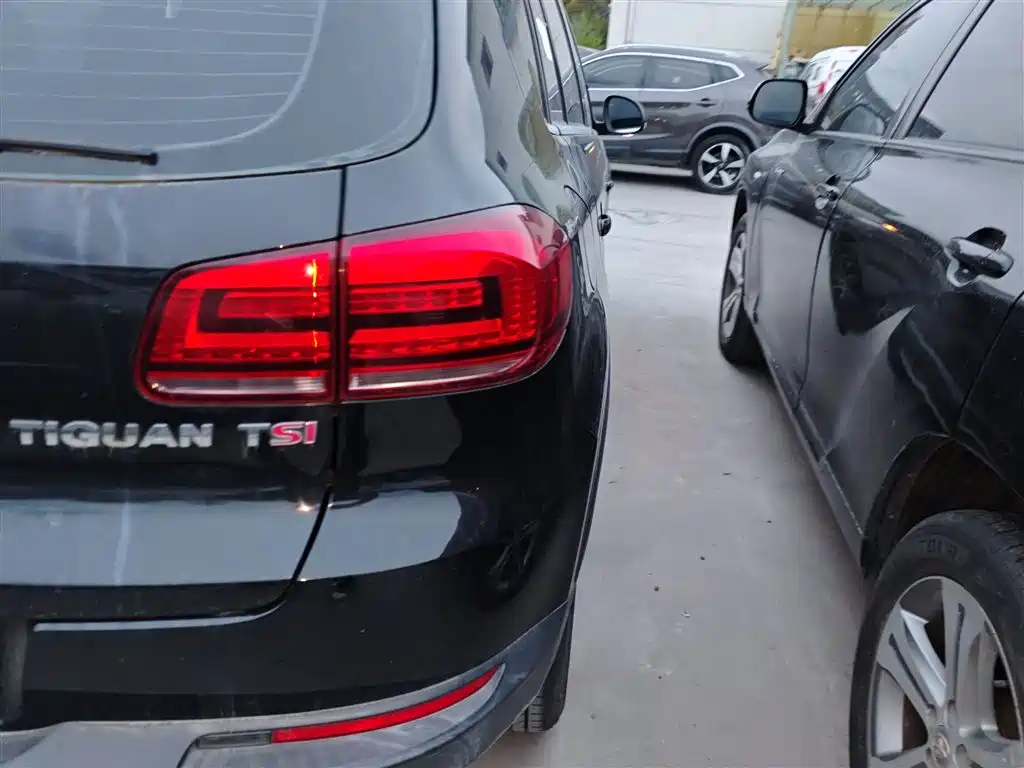 Volkswagen Tiguan 2015 — фото 8