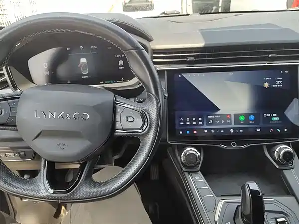 Lynk & Co 01 2023