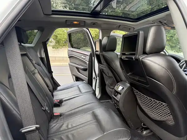 Cadillac SRX 2015