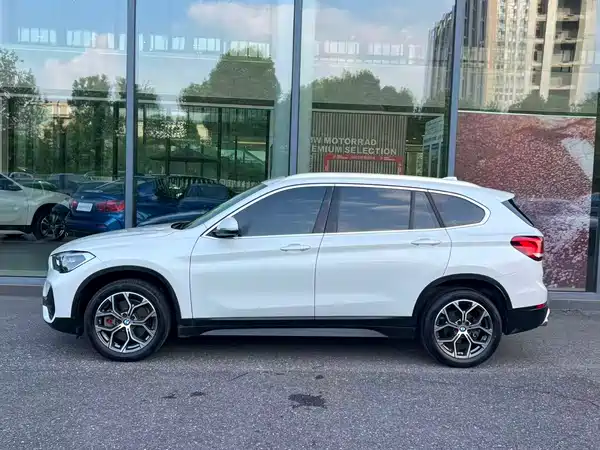 BMW X1 2021