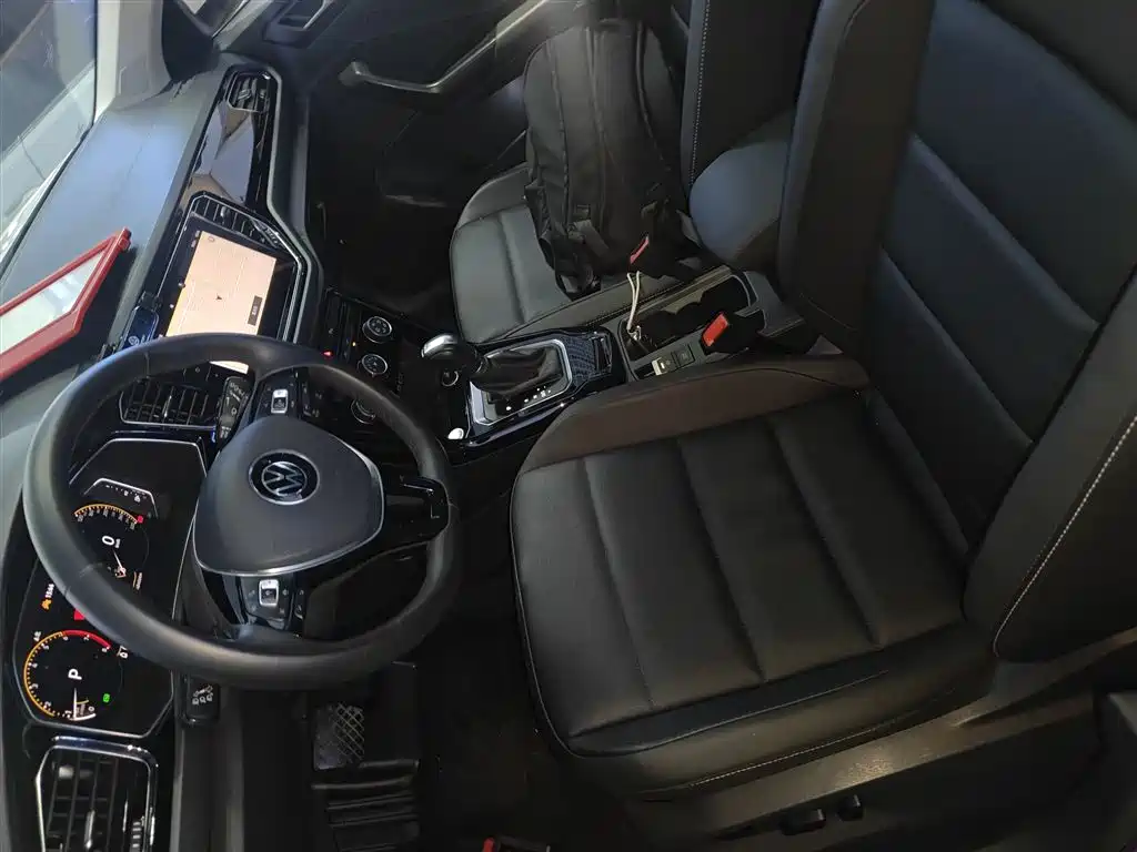 Volkswagen T-Roc 2022 — фото 15