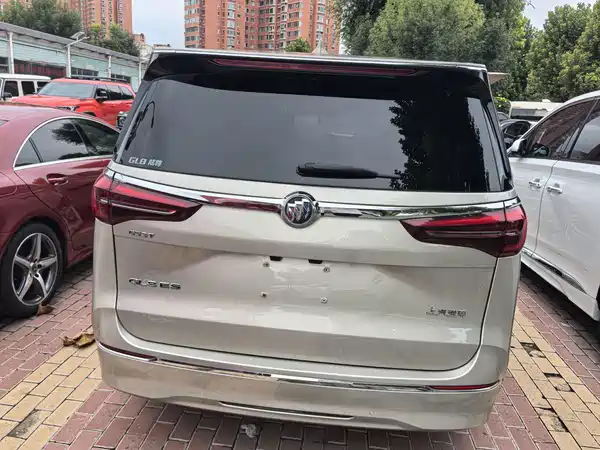 Buick GL8 2021