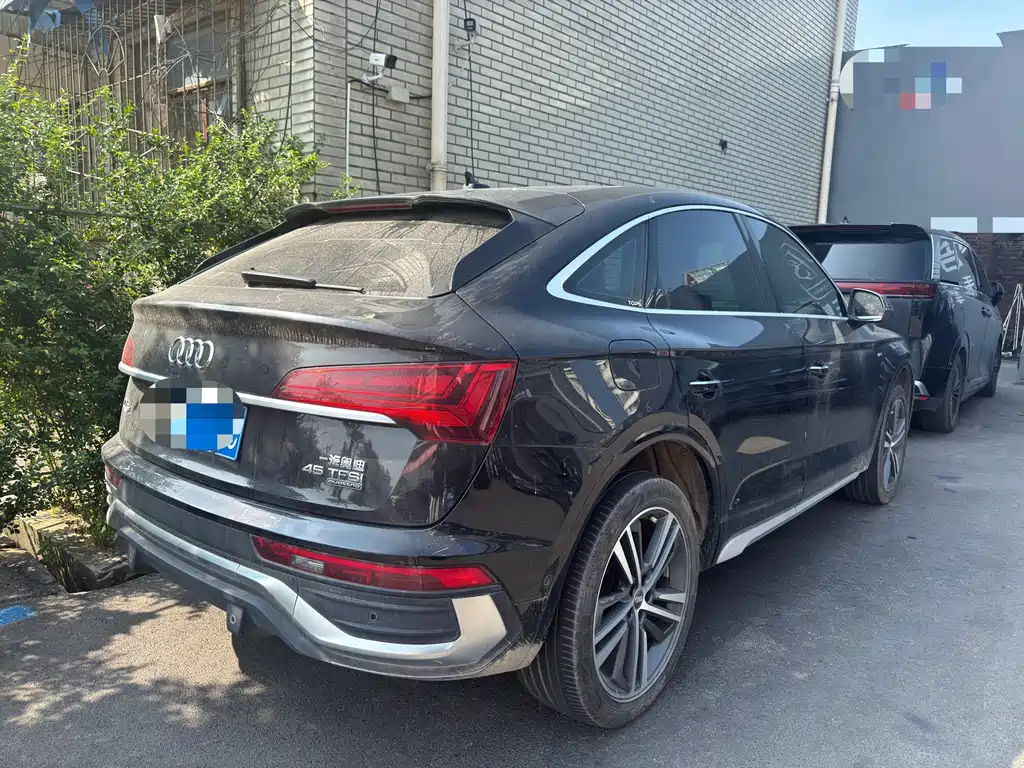Audi Q5L Sportback 2021 — фото 5