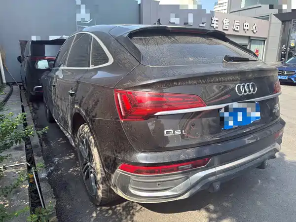 Audi Q5L Sportback 2021