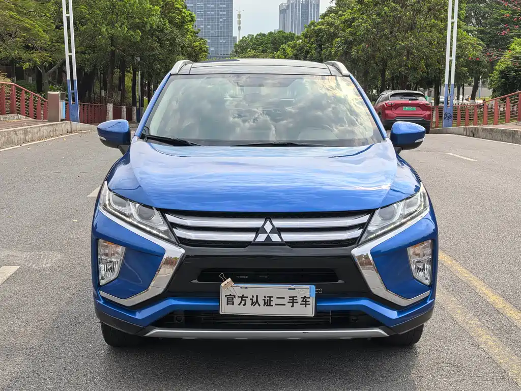 Mitsubishi Eclipse Cross 2019 — фото 2
