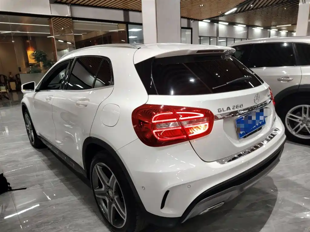 Mercedes-Benz GLA 2016 — фото 23