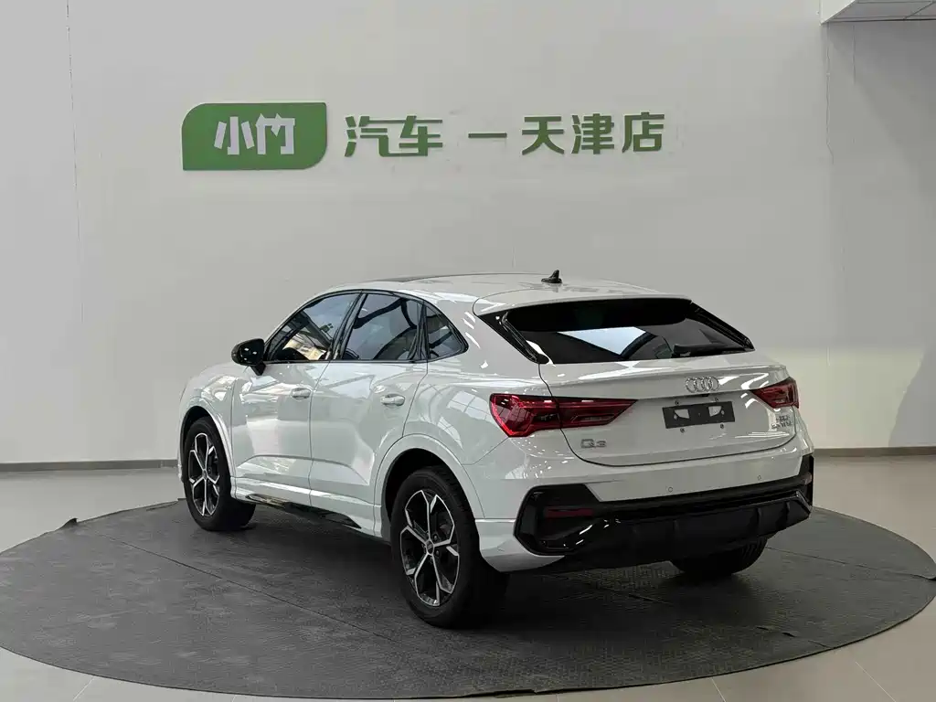 Audi Q3 Sportback 2022 — фото 4