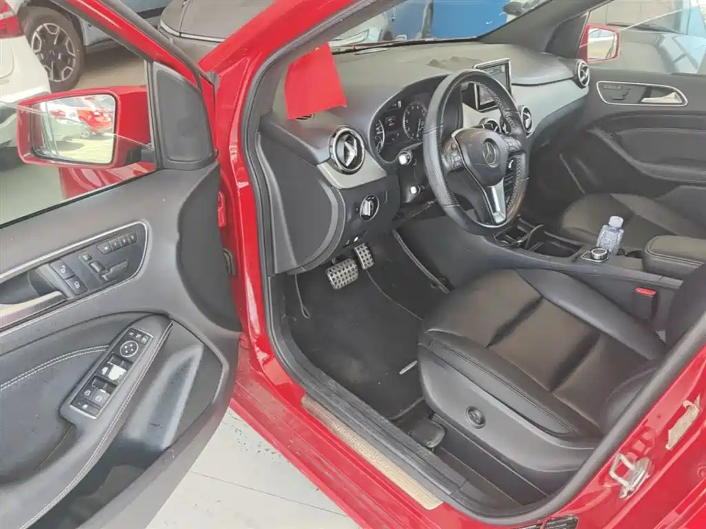 Mercedes-Benz B-Class 2014 — фото 16