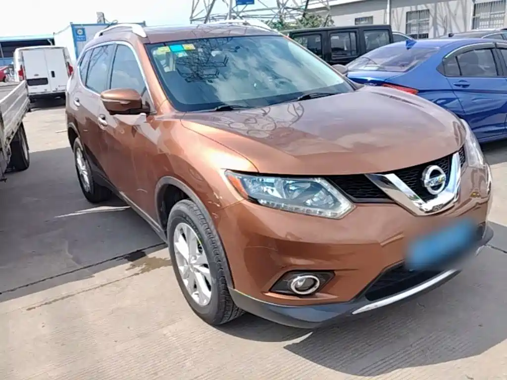 Nissan X-Trail 2015