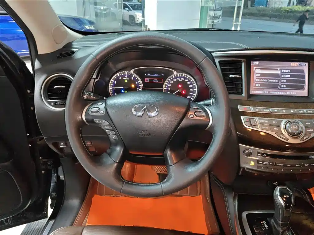 Infiniti QX60 2018 — фото 11