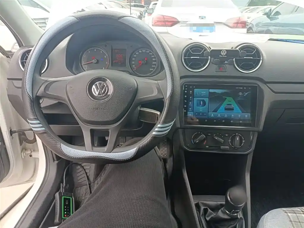 Volkswagen Jetta 2017 — фото 10
