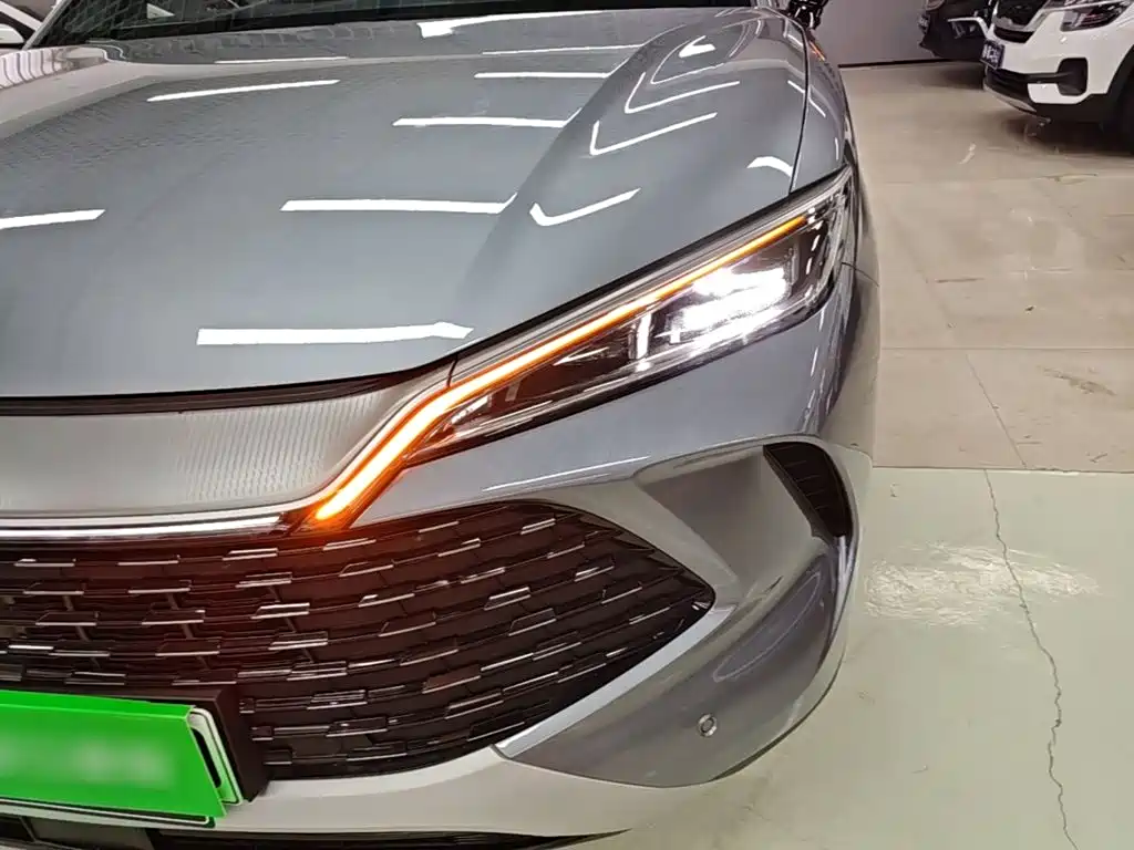 BYD Song L DM-i 2025 — фото 24
