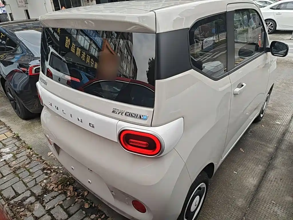 Wuling MINIEV 2025