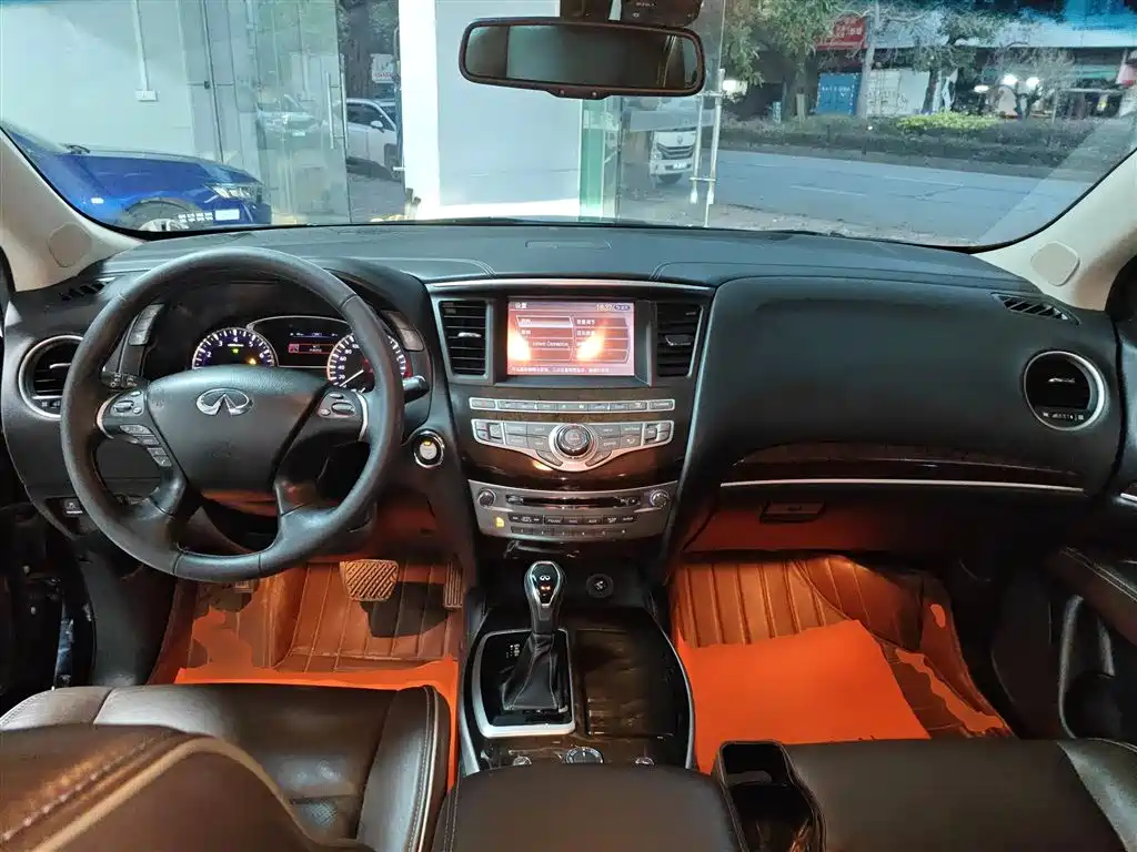 Infiniti QX60 2018 — фото 10