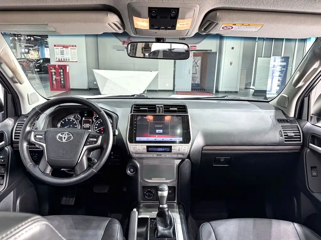 Toyota Prado 2018