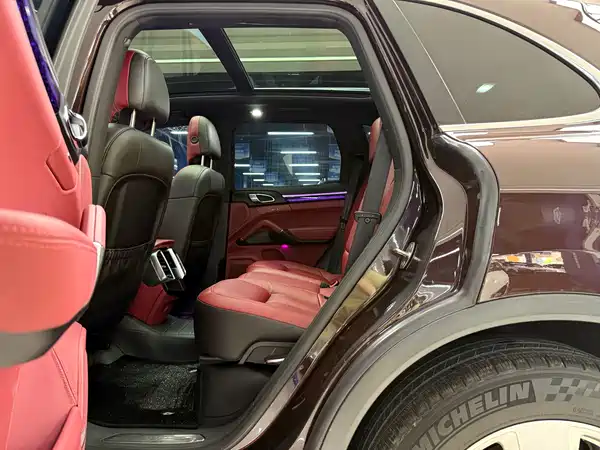 Porsche Cayenne 2017