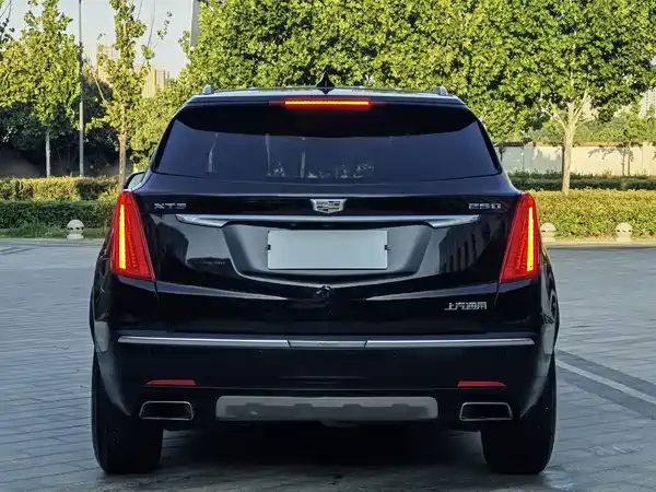 Cadillac XT5 2016