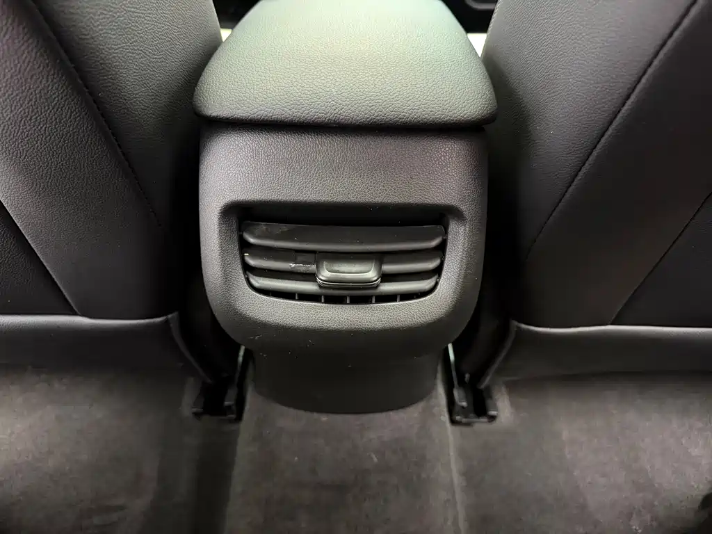 Chevrolet Cruze 2022 — фото 14