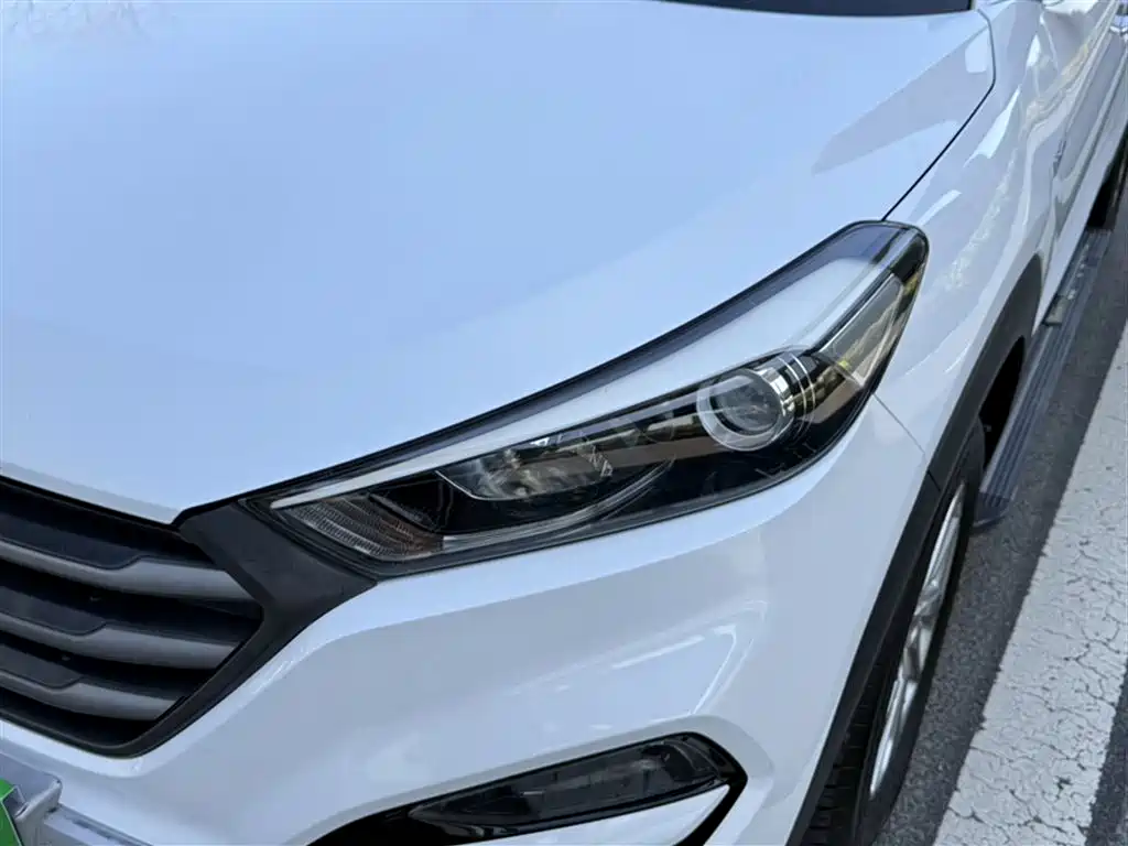 Hyundai Tucson 2015 — фото 22