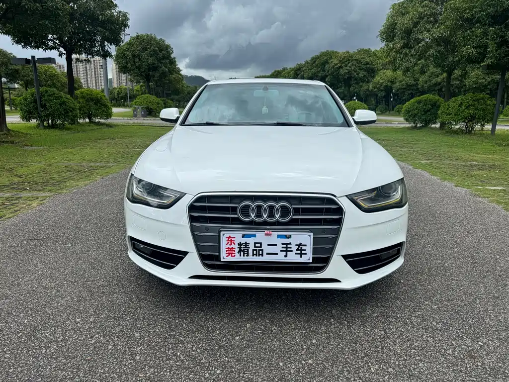 Audi A4L 2013