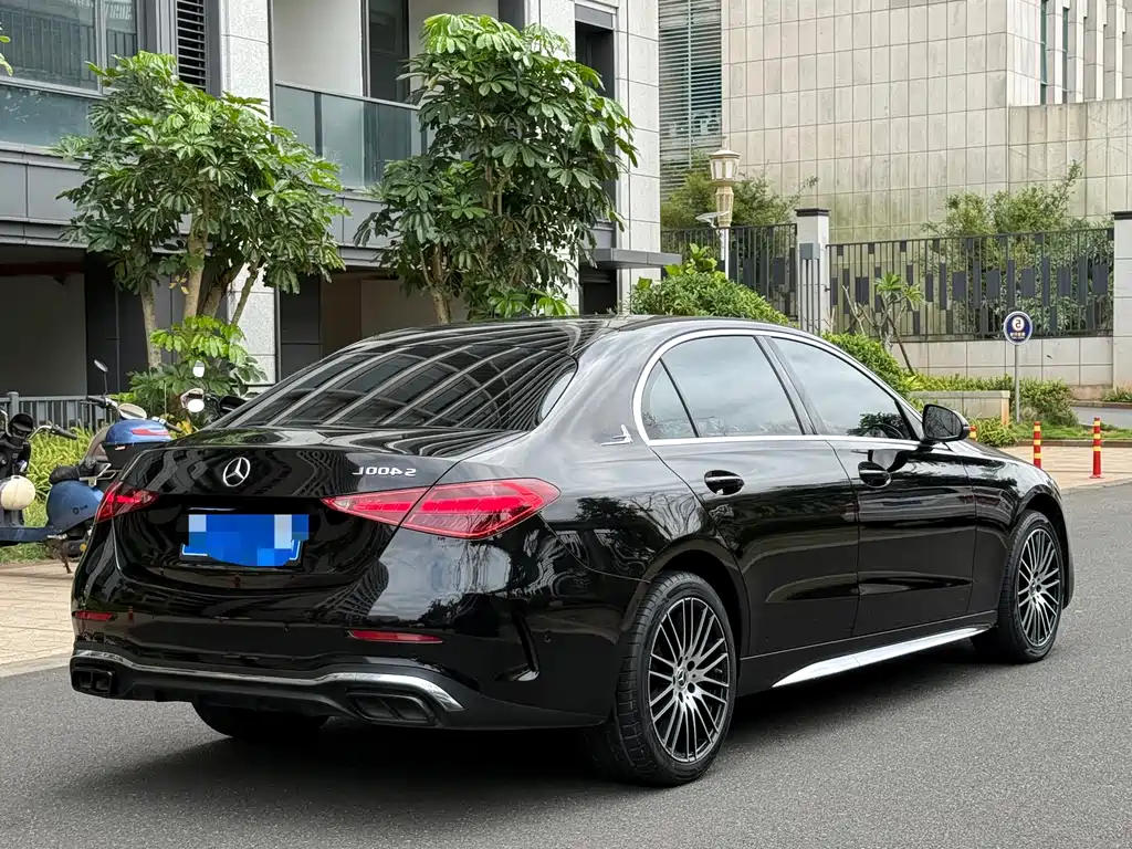 Mercedes-Benz C-Class 2022 — фото 7
