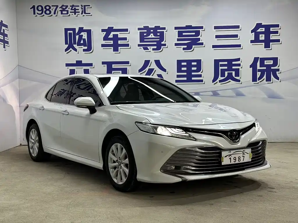 Toyota Camry 2020 — фото 3