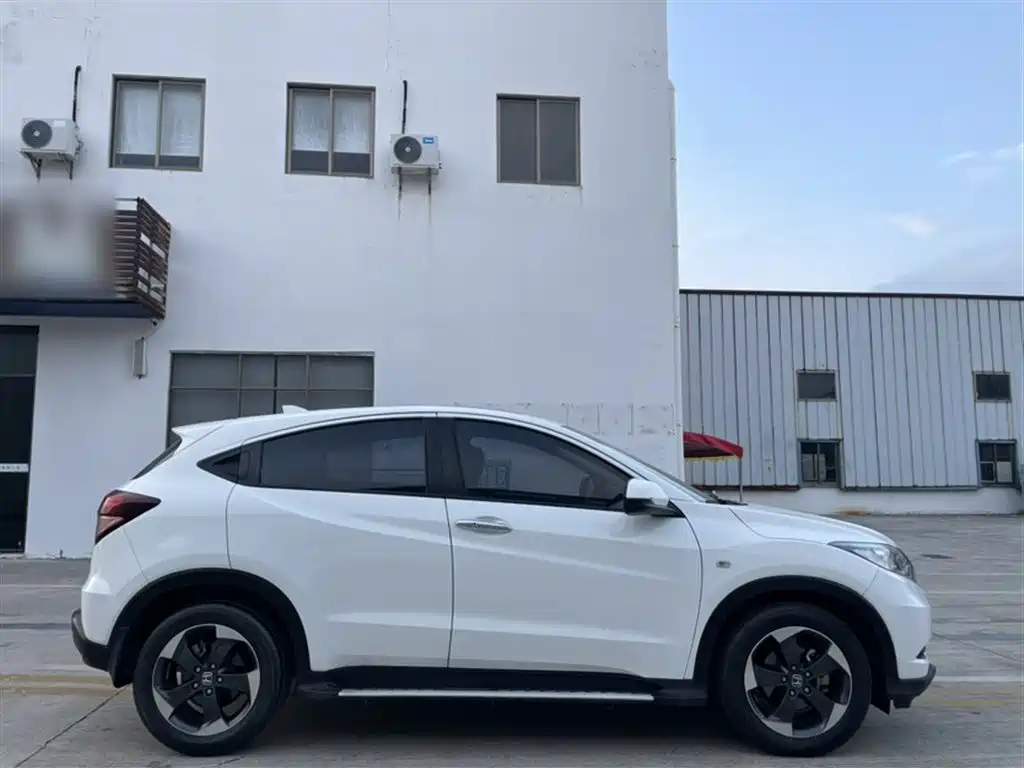 Honda Vezel 2018 — фото 7