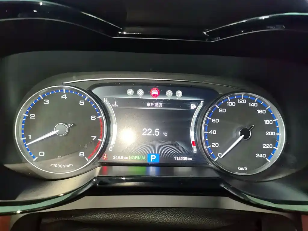 GAC Motor Trumpchi GS8 2017 — фото 4