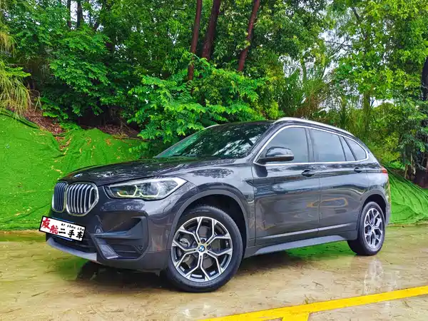 BMW X1 2021