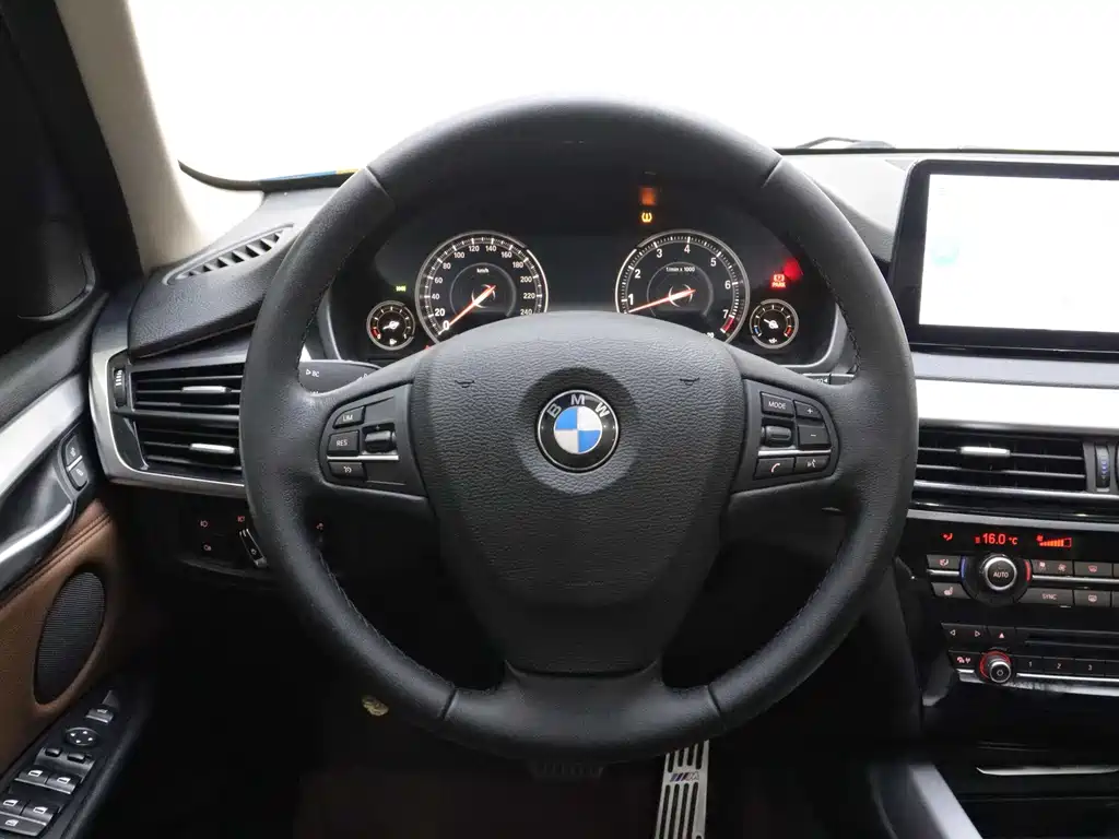 BMW X5 2014 — фото 20