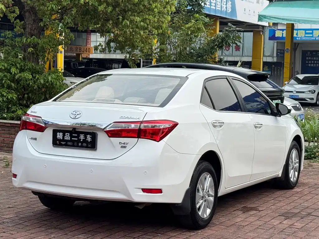 Toyota Corolla 2017 — фото 19