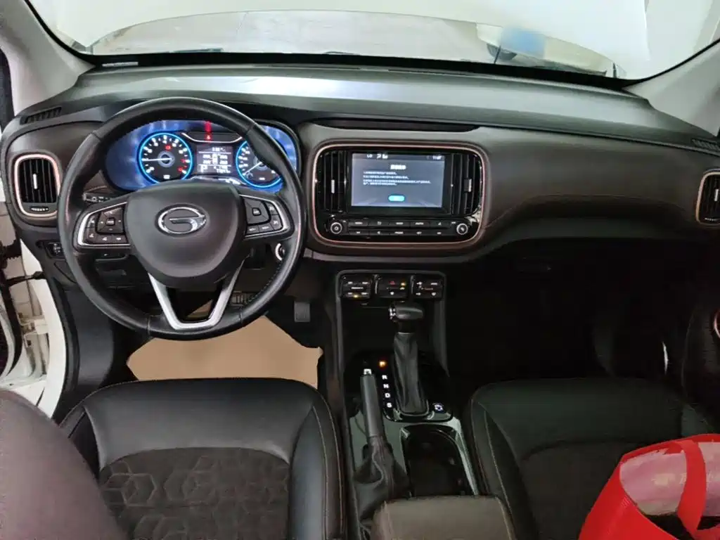 GAC Trumpchi GS3 2019 — фото 10