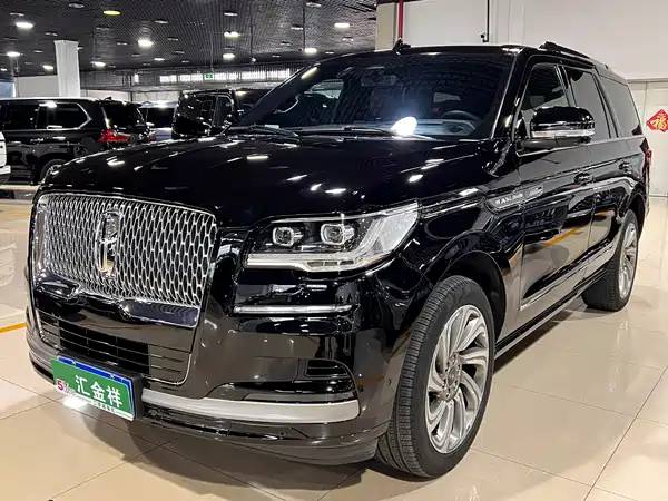 Lincoln Navigator 2024
