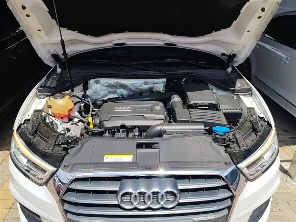 Audi Q3 2019 — фото 20