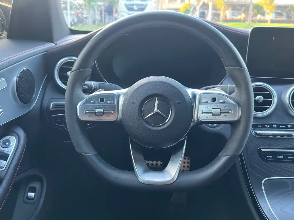 Mercedes-Benz C-Class 2022 — фото 15