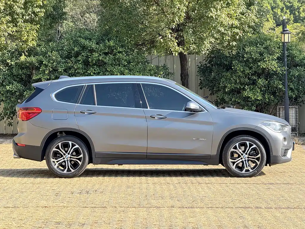 BMW X1 2018 — фото 5