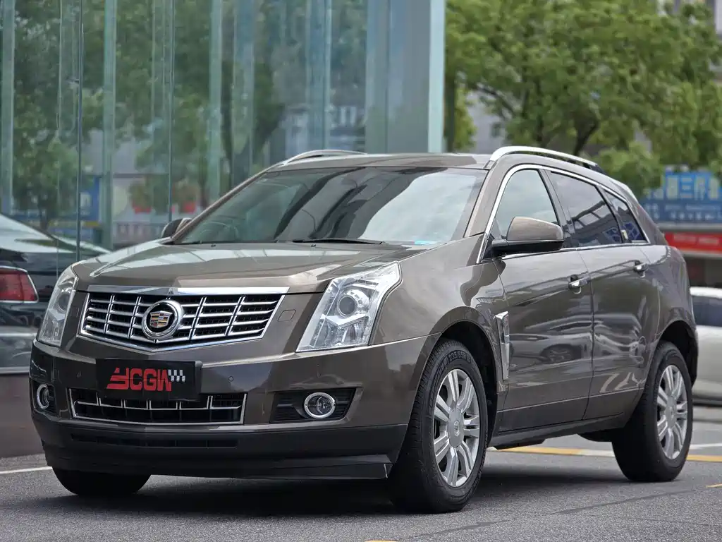 Cadillac SRX 2016 — фото 1