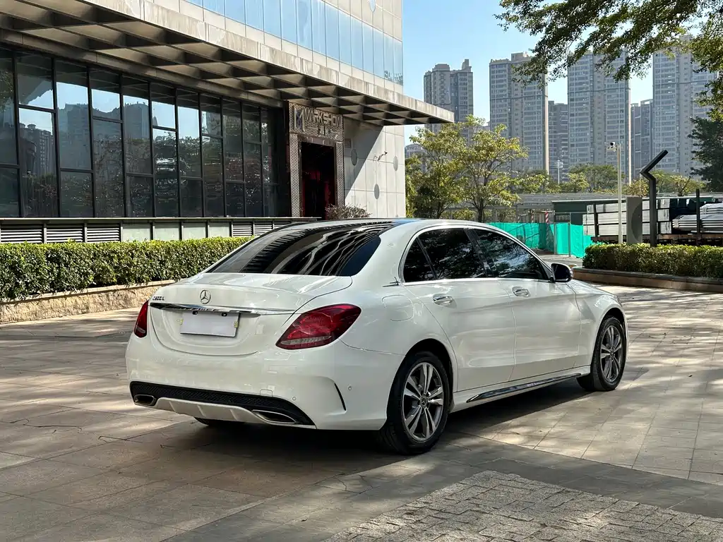 Mercedes-Benz C-Class 2018 — фото 21
