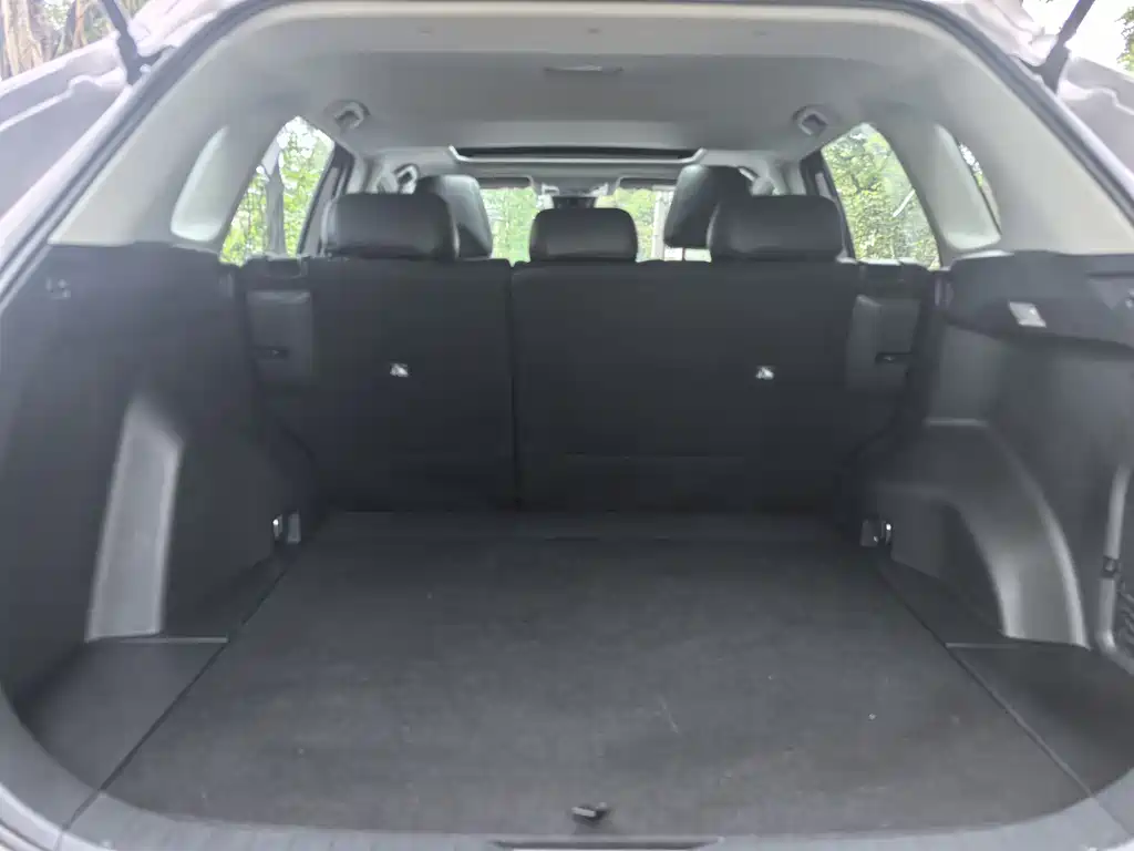 Toyota RAV4 2020 — фото 15
