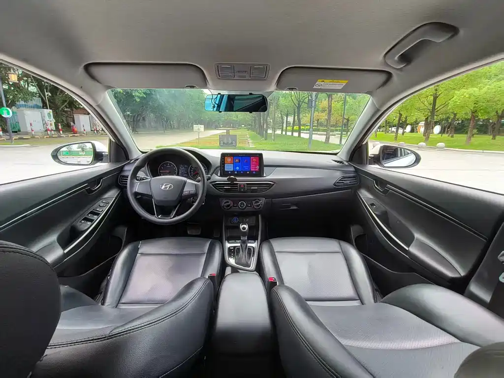 Hyundai Elantra 2021