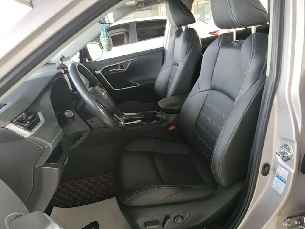 Toyota Wildlander 2020 — фото 15