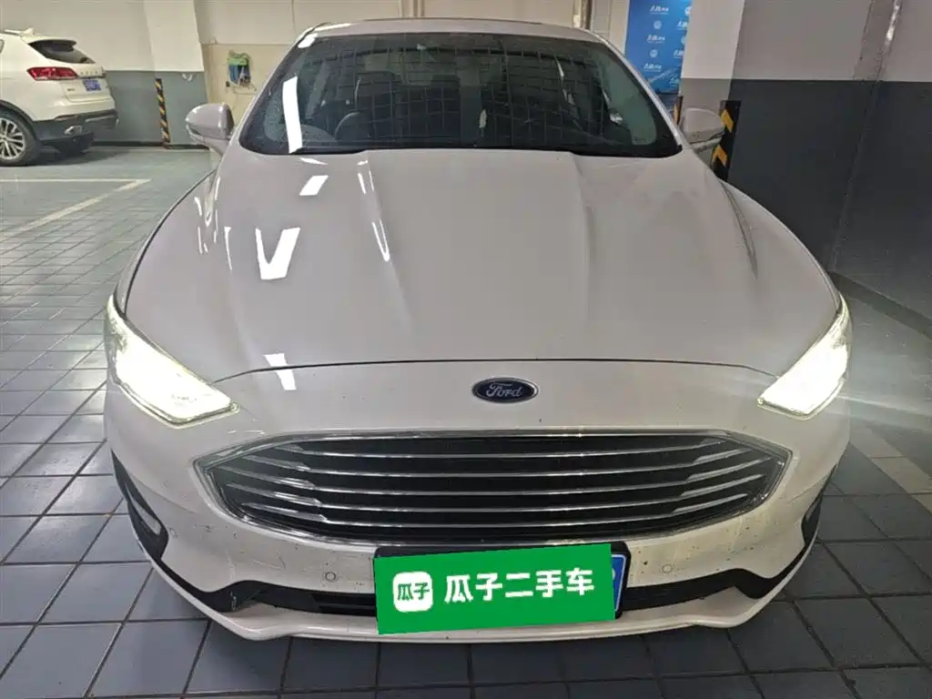 Ford Mondeo 2020 — фото 3