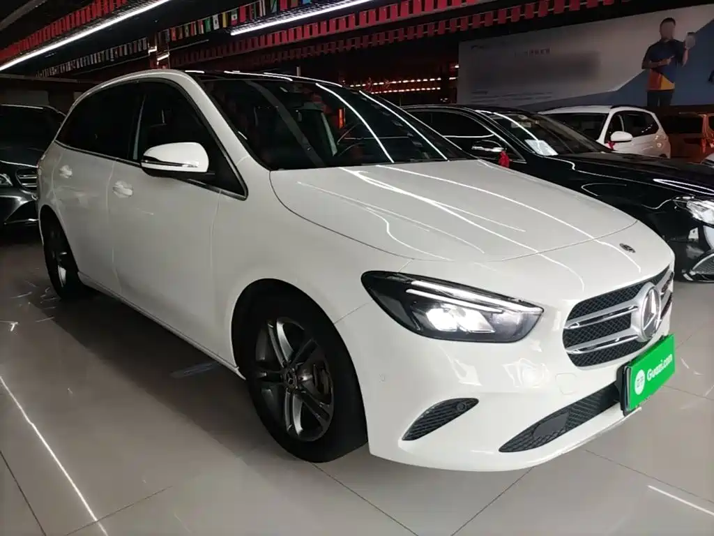 Mercedes-Benz B-Class 2020