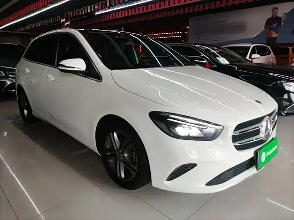 Mercedes-Benz B-Class 2020