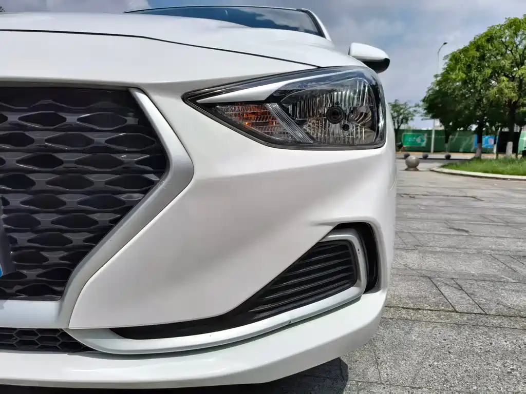 Hyundai Elantra 2021 — фото 19
