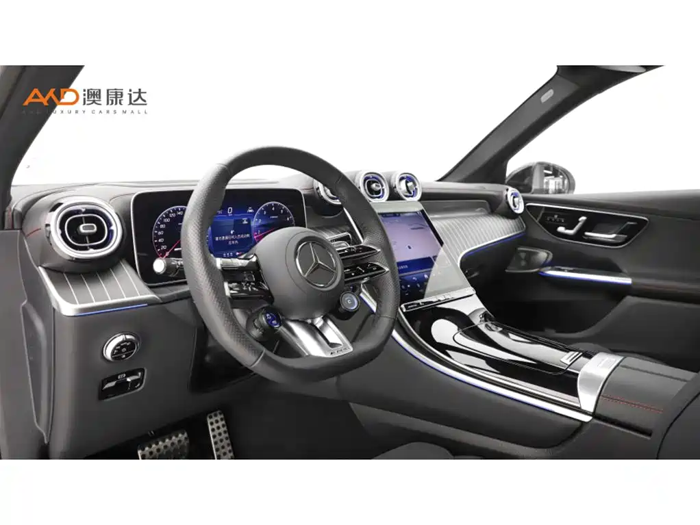 Mercedes-Benz GLC AMG 2025 — фото 6