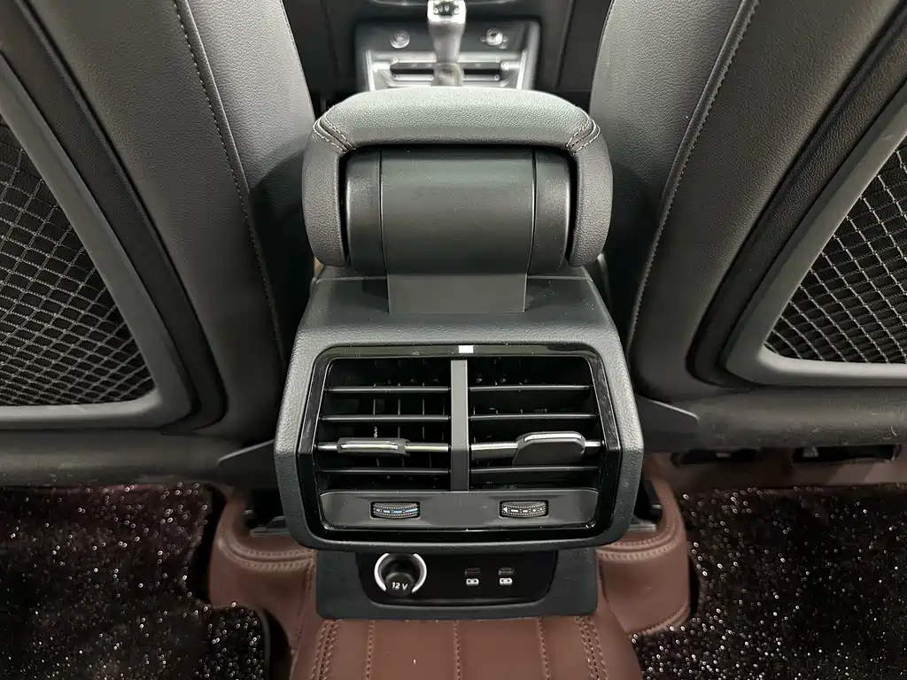 Audi Q3 2023 — фото 15