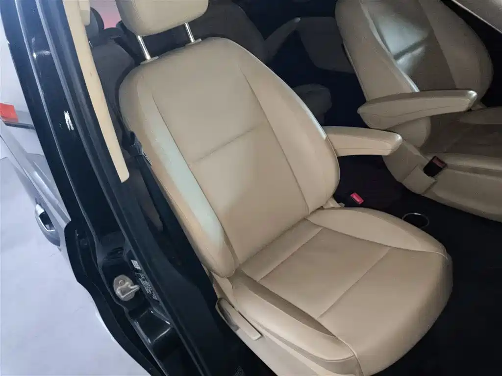 Mercedes-Benz Vito 2018 — фото 20